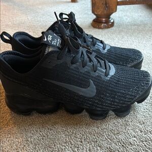 Nike Vapormax Black Sneakers